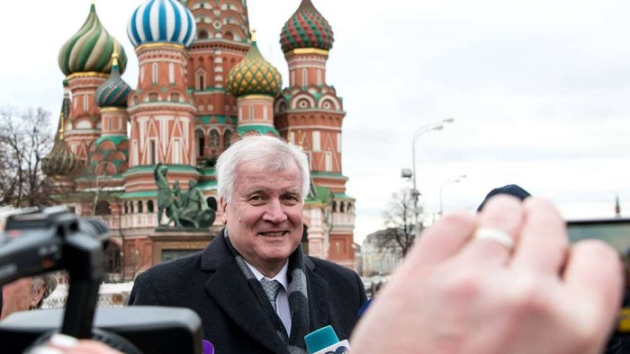 Seehofer in Moskau: Ein Patzer zum Abschluss